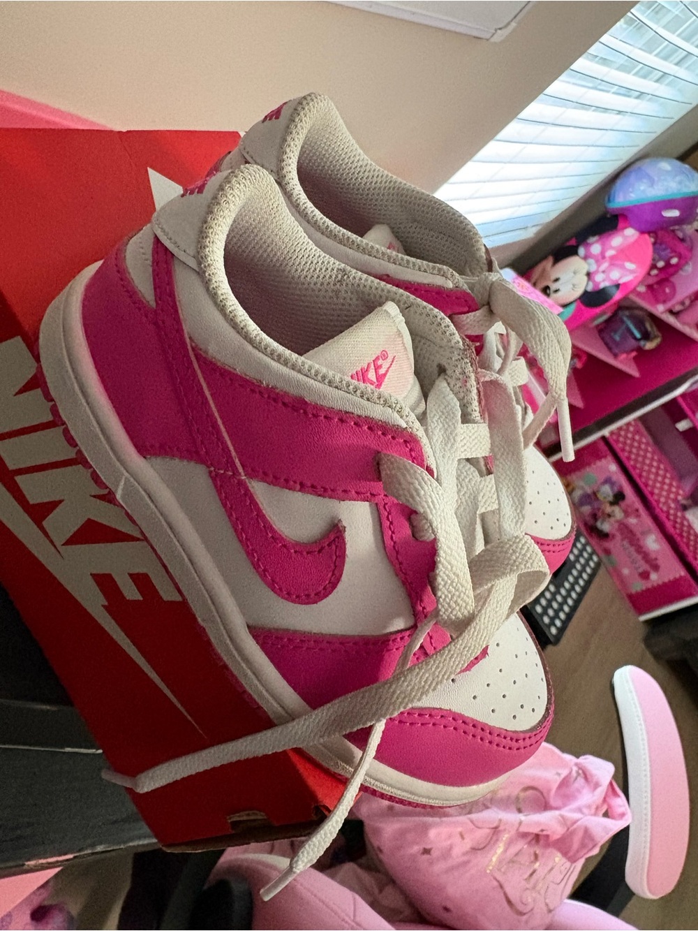 Nike Kids White and Hot Pink Low-Top Sneakers